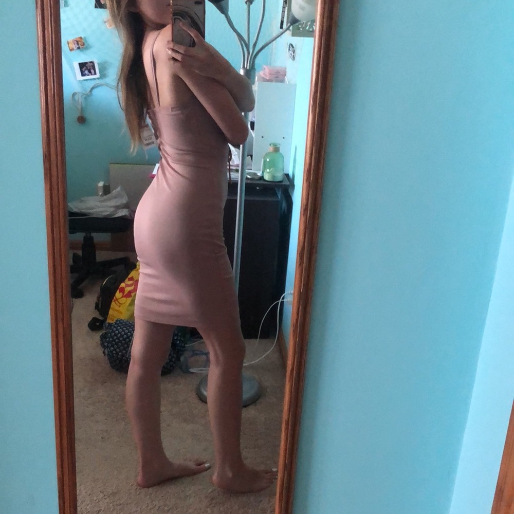 Pink Bodycon Ribbed Dress with Cut Out - Picture 10 of 10